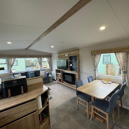Appleblossom Lodge, Lido Leisure Park, Нерсборо Екстериор снимка